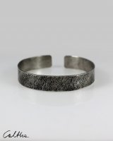 Kamień - metalowa bransoletka 1 cm