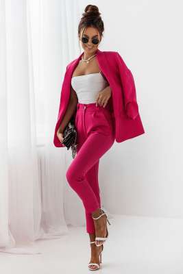 stylowy garnitur damski w soczystym kolorze - różowy