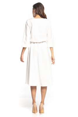 sukienka z asymetrycznym szerokim dołem - biała